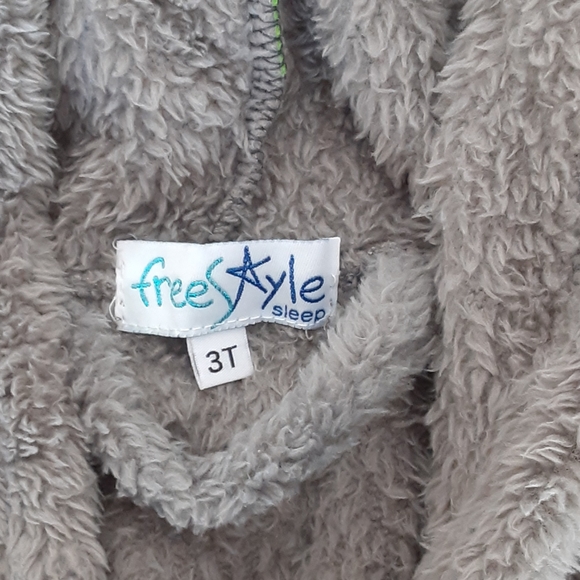 Dinosaur Robe - Picture 3 of 4